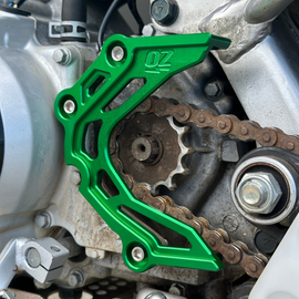 OZMINIS KLX110/L SPROCKET GUARD - GREEN